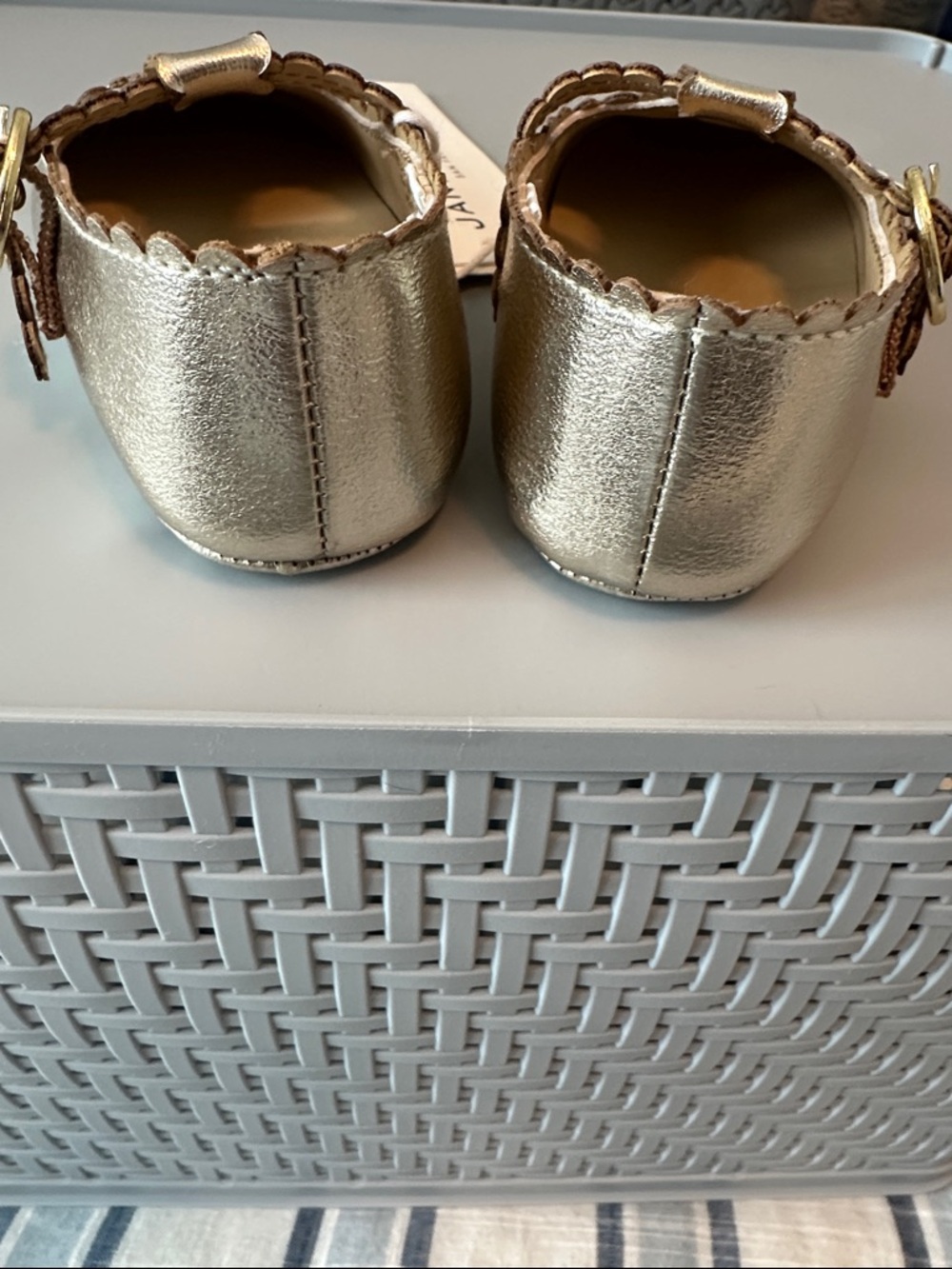 NEW Janie and Jack - Metallic Gold Mary Jane baby Shoes 6-12m - Picture 3 of 5